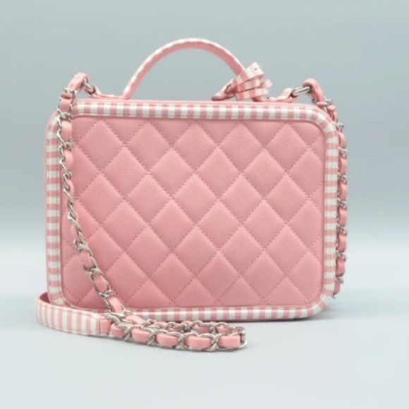 100% Authentic CHANEL Vanity case Quilted Leather Satchel Bag - Picture 2 of 12